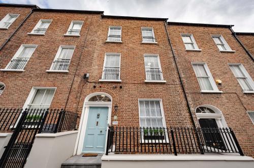 The Ivy House On Clarendon