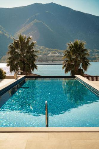 HUMA Kotor Bay Hotel & Villas