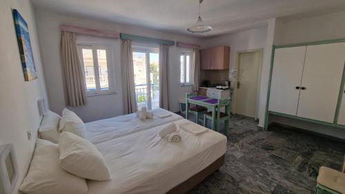 Kaloxenia Apartments