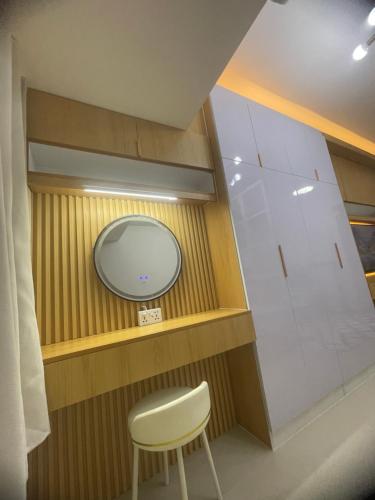 Field residences Building 9