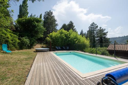 Chalet Orange - Piscine Partagée