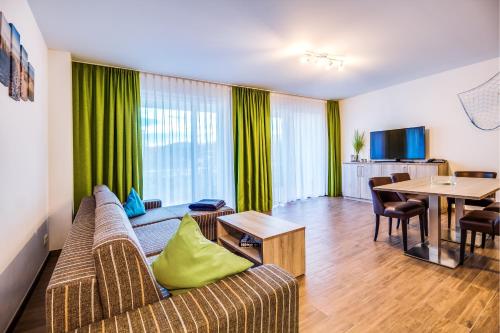 LAGOVIDA - Das Ferienresort am Störmthaler See