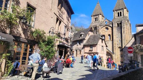 Logis Auberge Saint Jacques