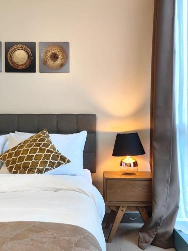 Uptown BGC Spacious 1BR Unit by Terravista - Prague Suite