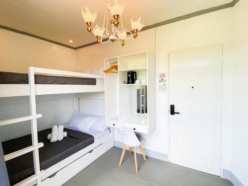 Ronina's Sipocot Hotel