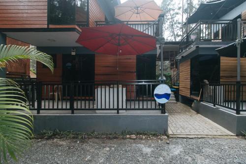 RedDoorz @ Dolce Cabanas Beach Resort