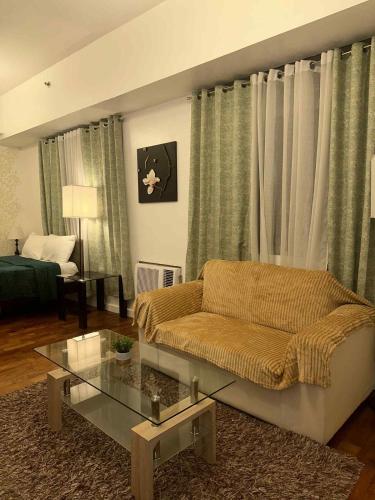 Spacious Studio in Mosaic Tower no Balcony