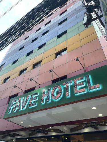 Fave Hotel Angeles City formerly Hotel America