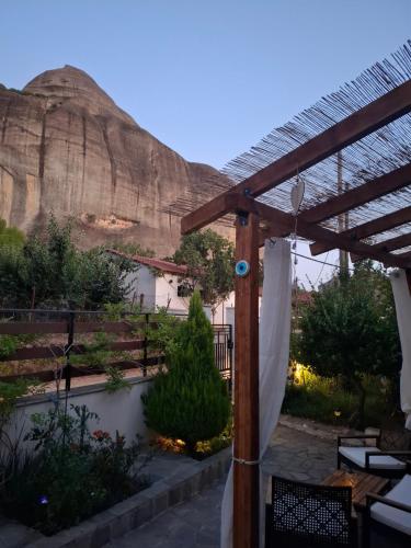 Paradise of Meteora B