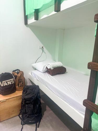 Sunset Surf Hostel Siargao