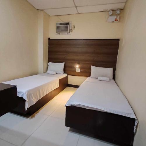 Anton's Inn Hotel