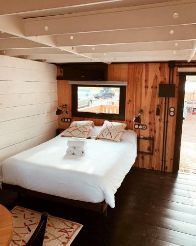 El Garrofer Camp