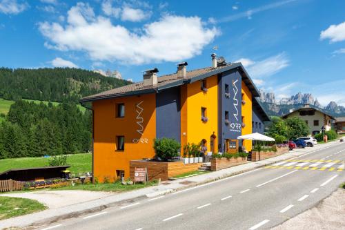 Kyrr Smart Mountain Retreat