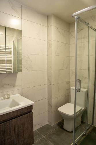 Nuvia UrbanStay Piraeus Apartments