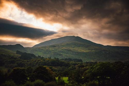 Ty Afon - River House