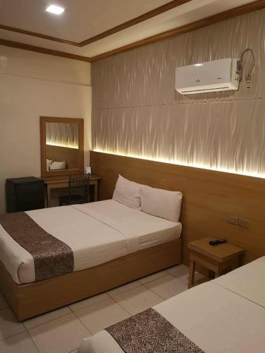 Bamboo Garden Business Inn