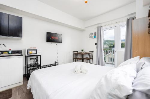 Platform 361 Cebu City Center with balcony