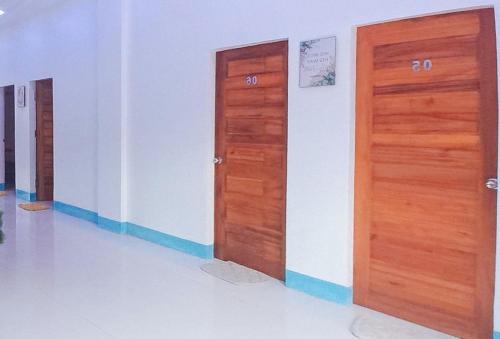 Scjs Inn By RedDoorz