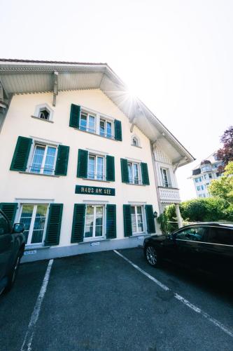 Room's at HAUS am SEE direkt am Thunersee gelegen mit SELF CHECK IN & digitaler Rezeption
