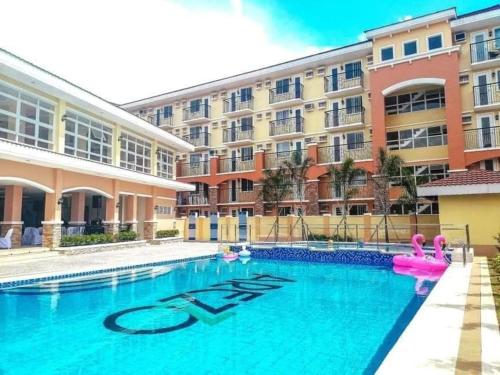 Queen's Place Arezzo Davao