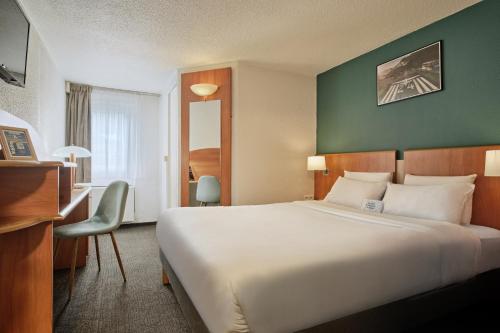 Hotel Kyriad Les Ulis