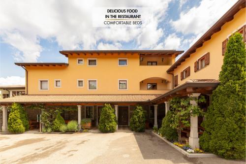 Gostisce Pod Slavnikom