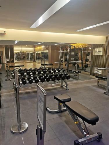 Mall of Asia residence Shore 3