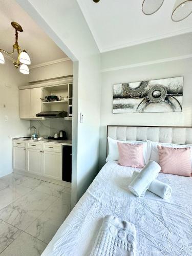 Studio Two Condominium - Olive