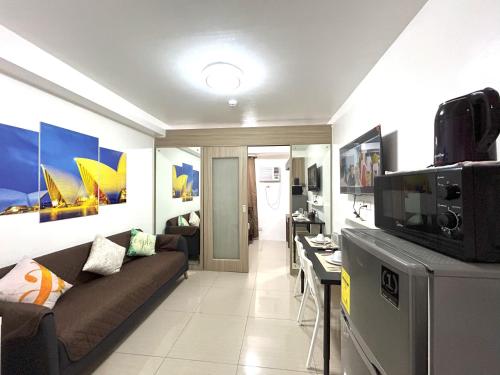 Pasay MOA Manila Bay Shore Residences Dynastel Staycation 1828