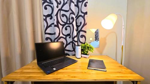 Restful Layover Condo Across NAIA3