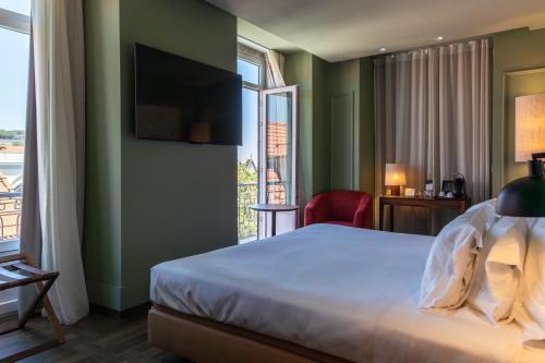 Lisboa Carmo Hotel