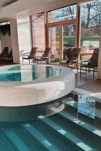 Mana Suites & Sea
