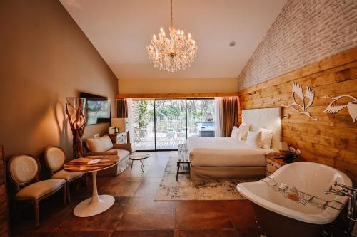 Le Hameau Des Pesquiers Ecolodge & Spa, Curio Collection By Hilton