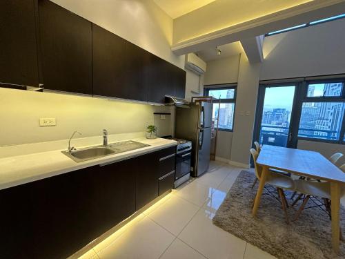 Newly Renovated 2-Storey Loft at Greenbelt 1