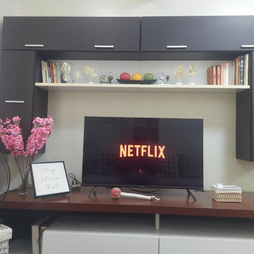 T3 Airport Condo Escape by JM and Ian