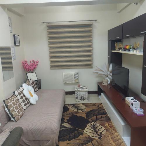 T3 Airport Condo Escape by JM and Ian