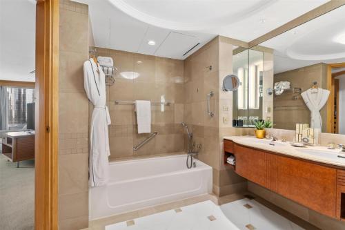 Makati Shangri-La