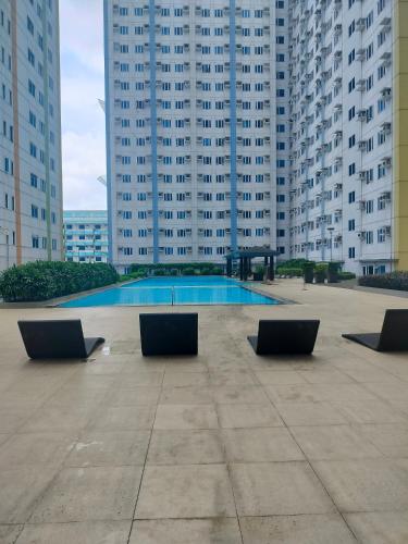 Nix Staycation MPlace Tower A 16th Floor