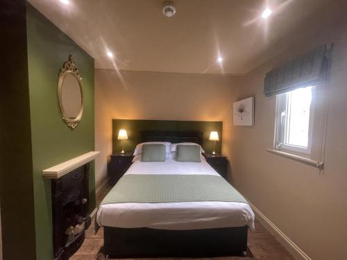 The Kings Head Hotel - Inn