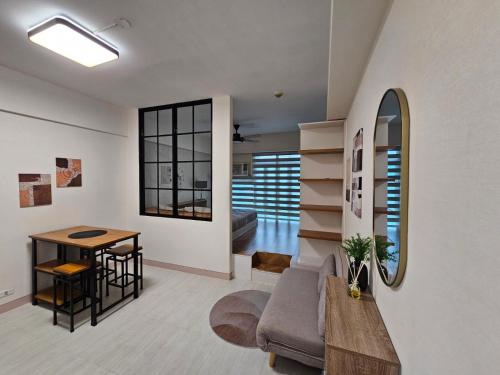 Affordable Condo Suite with WIFI in McKinley BGC