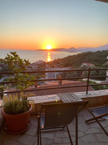 Reževići Apartments