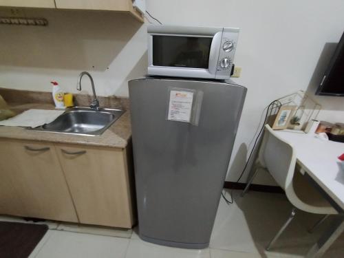 Fully Furnished 1 Bedroom Condo Unit