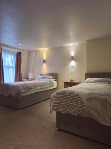 The Queens Inn