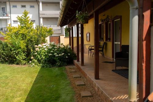 Borostyan Apartmanhaz