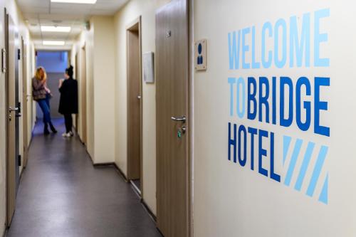 Bridge Hotel