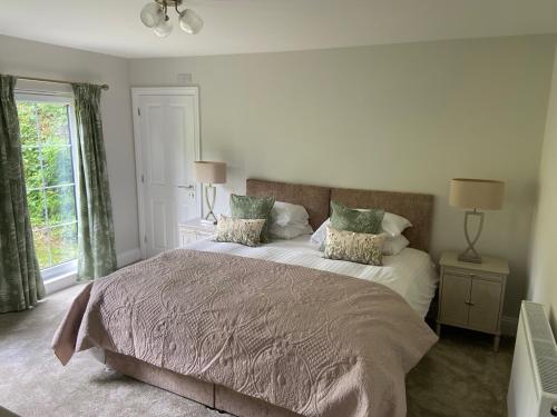 The Lake Country House