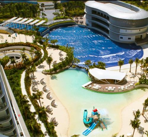 Azure Resort Residence, 1bedroom with balcony Beach view