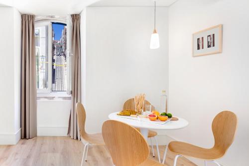 Lisbon Serviced Apartments Ascensor da Bica