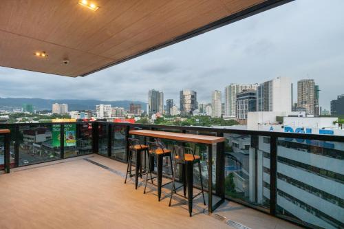 Kokotel Cebu Adira