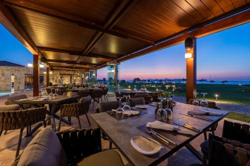 Astir Odysseus Resort & Spa